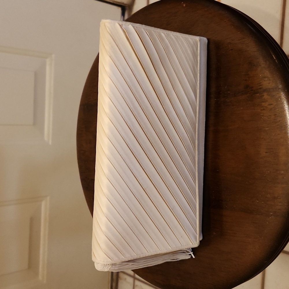Vintage Evening Purse in off white